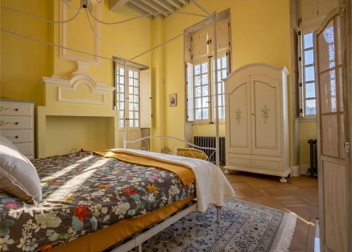 Semesterbostad French Estate With Pool & Sauna *