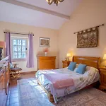 French Estate With Pool & Sauna Casa vacanze *