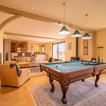 Casa vacanze French Estate With Pool & Sauna