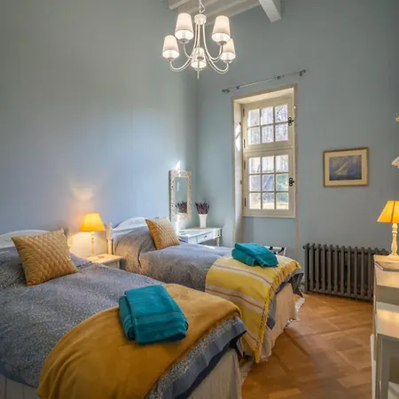 French Estate With Pool & Sauna Tatil Evi *
