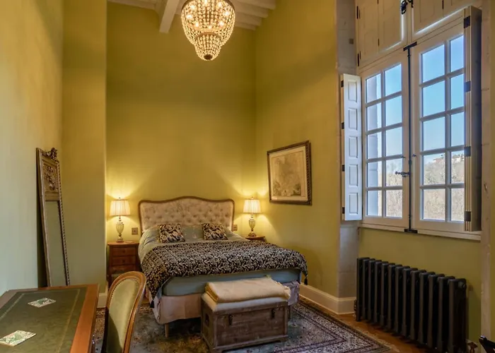 French Estate With Pool & Sauna Ferienhaus Damiatte